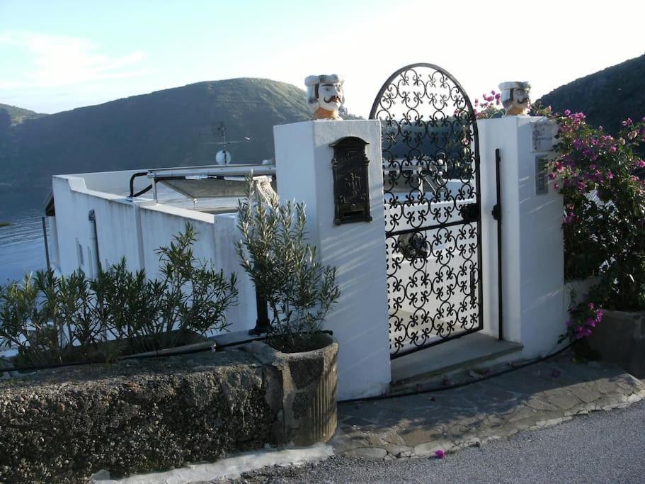 Casa Vacanze Vista Mare Mela B Λίπαρι Εξωτερικό φωτογραφία